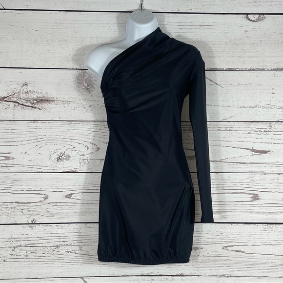 BALENCIAGA Asymmetric One-Shoulder Mini Dress - Black - Sz - 6 .US / 36 .EU - Picture 1 of 7